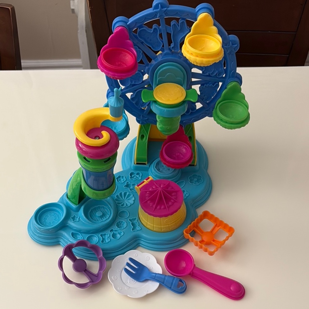 Play-doh Colorful Ferris Wheel Play Set